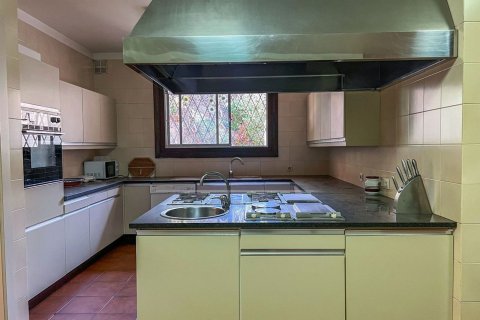 Сasa de 6 dormitorios en venta en Sant Andreu de Llavaneres, Barcelona, Cataluña, Spain № 7631 - foto 22