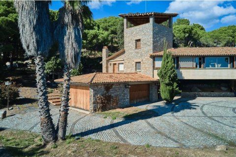 Сasa de 6 dormitorios en venta en Barcelona, Cataluña, Spain № 7633 - foto 5