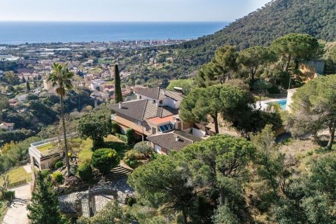 10 bedrooms house for sale in Barcelona, Catalonia, Spain № 7630 - photo 4