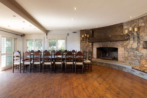 10 bedrooms house for sale in Barcelona, Catalonia, Spain № 7630 - photo 17