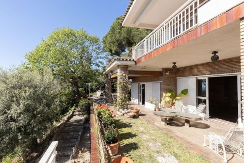 10 bedrooms house for sale in Barcelona, Catalonia, Spain № 7630 - photo 10