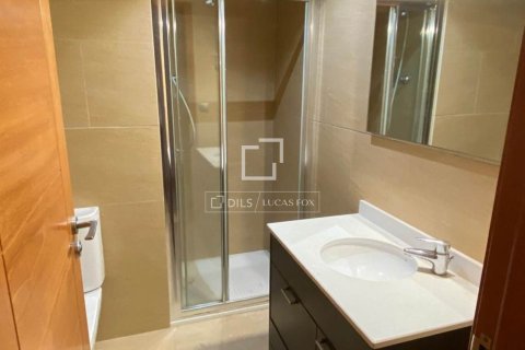 Apartamento de 3 dormitorios en venta en Barcelona, Cataluña, Spain № 4095 - foto 15