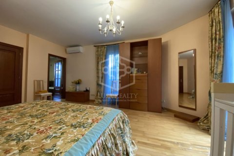 Villa de 6 dormitorios en alquiler en Castelldefels, Barcelona, Cataluña, Spain № 1099 - foto 29