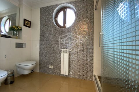 Villa de 6 dormitorios en alquiler en Castelldefels, Barcelona, Cataluña, Spain № 1099 - foto 19