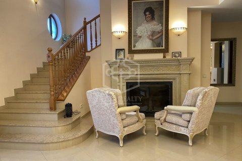 Villa de 6 dormitorios en alquiler en Castelldefels, Barcelona, Cataluña, Spain № 1099 - foto 9