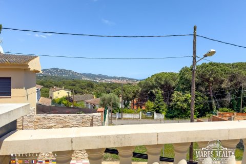 4 bedrooms villa for sale in Lloret de Mar, Girona, Catalonia, Spain № 1100 - photo 13