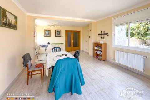 4 bedrooms villa for sale in Lloret de Mar, Girona, Catalonia, Spain № 1100 - photo 17