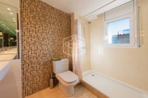 Casa adosada de 5 dormitorios en venta en Calafell, Tarragona, Cataluña, Spain № 1097 - foto 13