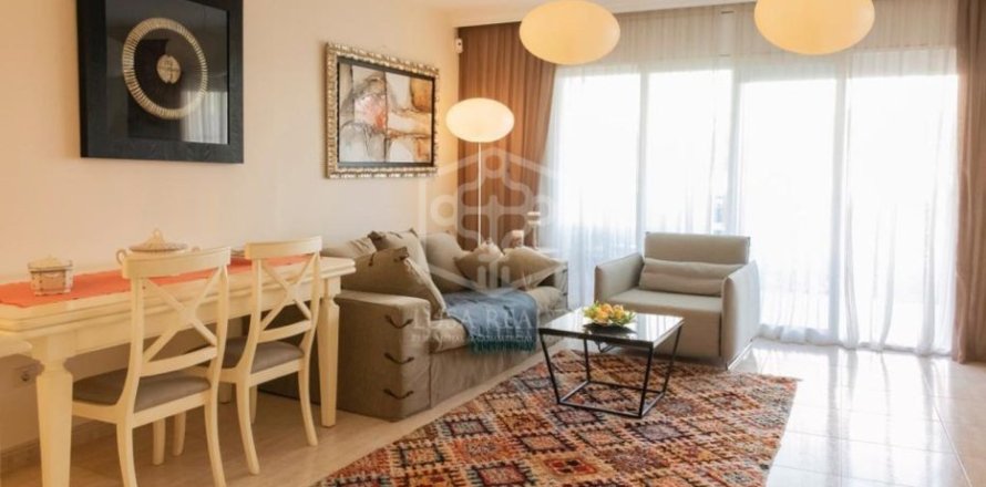 Casa adosada de 5 dormitorios en venta en Calafell, Tarragona, Cataluña, Spain № 1098