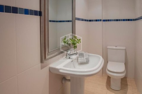 Casa adosada de 5 dormitorios en venta en Calafell, Tarragona, Cataluña, Spain № 1098 - foto 14