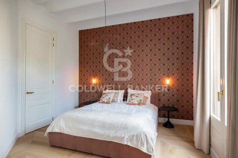 Купить квартиру в Барселона, Испания с 3 спальни, 184м², № 5453 - фото 16