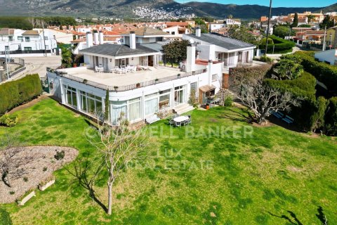 Сasa de 6 dormitorios en venta en Roses, Gerona, Cataluña, Spain № 5730