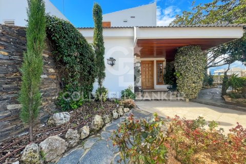 Сasa de 6 dormitorios en venta en Roses, Gerona, Cataluña, Spain № 5730 - foto 3