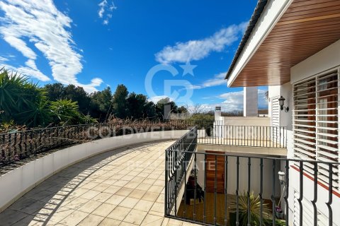 Сasa de 6 dormitorios en venta en Roses, Gerona, Cataluña, Spain № 5730 - foto 7