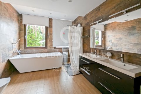 Купить виллу в Эмпуриабрава, Испания с 5 спален, 541м², № 5732 - фото 15