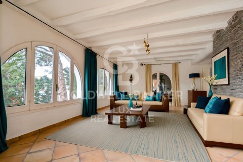 Купить виллу в Эмпуриабрава, Испания с 5 спален, 541м², № 5732 - фото 9