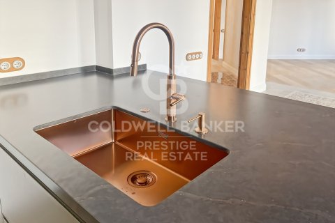 3 bedrooms apartment for sale in Barcelona, Catalonia, Spain № 5728 - photo 4