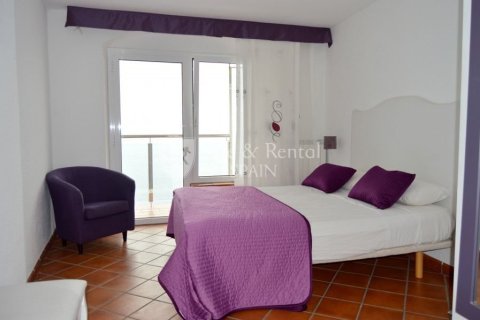 Сasa de 5 dormitorios en venta en Lloret de Mar, Gerona, Cataluña, Spain № 6726 - foto 12