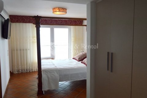 Сasa de 5 dormitorios en venta en Lloret de Mar, Gerona, Cataluña, Spain № 6726 - foto 13