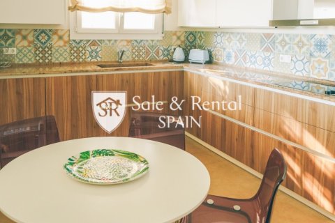 Сasa de 3 dormitorios en venta en Lloret de Mar, Gerona, Cataluña, Spain № 6729 - foto 10
