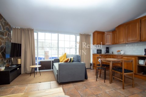 Apartamento de 9 dormitorios en venta en Tossa de Mar, Gerona, Cataluña, Spain № 6732 - foto 2