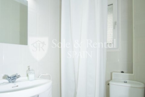 Apartamento de 9 dormitorios en venta en Tossa de Mar, Gerona, Cataluña, Spain № 6732 - foto 19