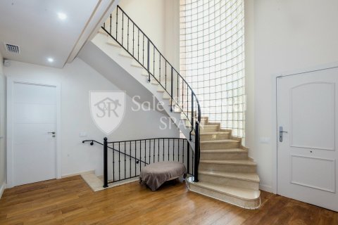 Сasa de 6 dormitorios en venta en Gavà, Barcelona, Cataluña, Spain № 6731 - foto 5