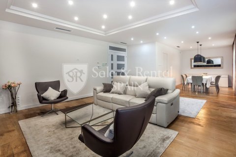 Сasa de 6 dormitorios en venta en Gavà, Barcelona, Cataluña, Spain № 6731 - foto 12