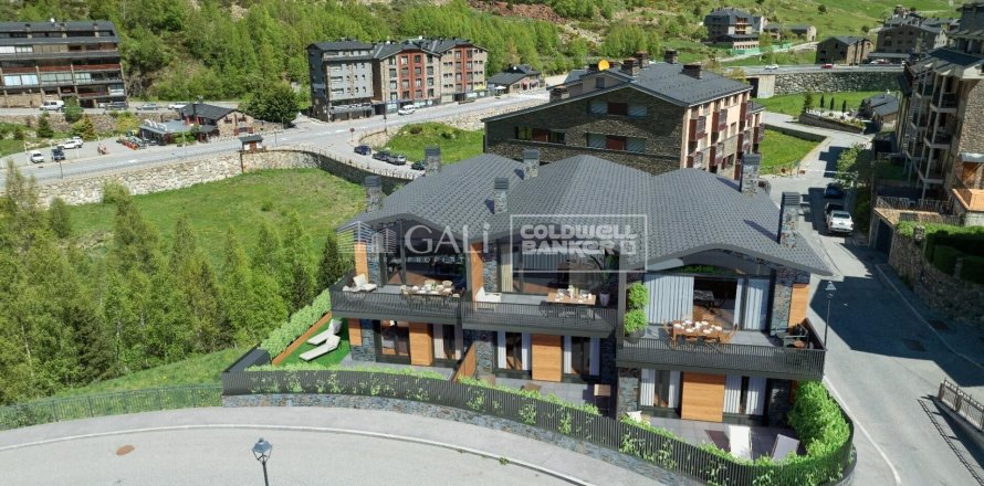 Сasa de 3 dormitorios en venta en Principado De Andorra (Ninguna Poblacion Tiene C.P.), Lérida, Cataluña, Spain № 5574
