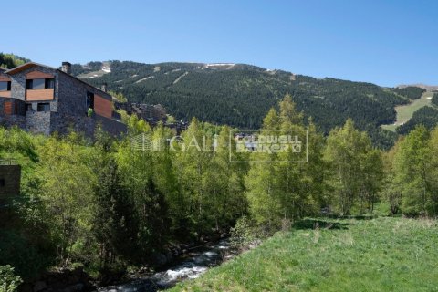 Сasa de 3 dormitorios en venta en Principado De Andorra (Ninguna Poblacion Tiene C.P.), Lérida, Cataluña, Spain № 5574 - foto 10