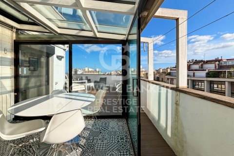 Ático de 2 dormitorios en venta en Barcelona, Cataluña, Spain № 5578 - foto 21