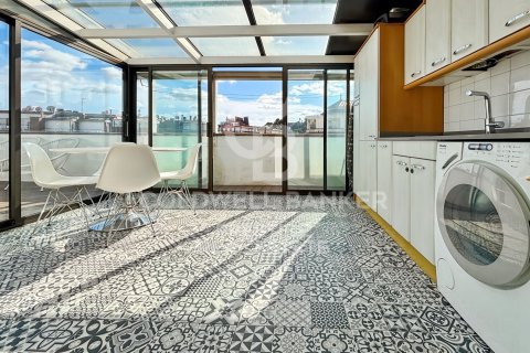 Ático de 2 dormitorios en venta en Barcelona, Cataluña, Spain № 5578 - foto 20