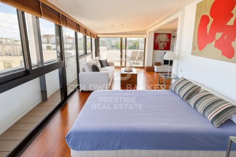 Ático de 2 dormitorios en venta en Barcelona, Cataluña, Spain № 5578 - foto 9