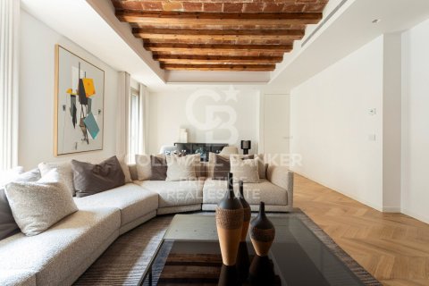Купить квартиру в Барселона, Испания с 3 спальни, 183м², № 5576 - фото 1