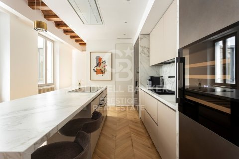 Купить квартиру в Барселона, Испания с 3 спальни, 183м², № 5576 - фото 8
