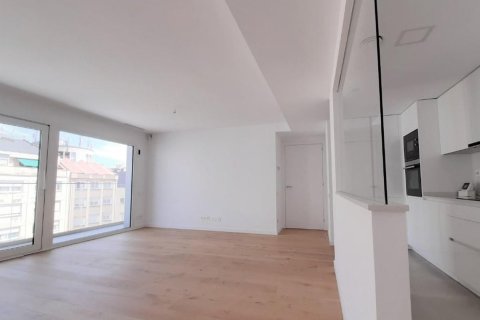 Apartamento de 3 dormitorios en venta en Rambla One Sabadell, Barcelona, Cataluña, Spain № 2974 - foto 4