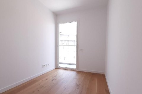 Apartamento de 3 dormitorios en venta en Rambla One Sabadell, Barcelona, Cataluña, Spain № 2974 - foto 5