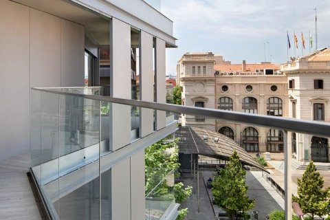 Apartamento de 3 dormitorios en venta en Rambla One Sabadell, Barcelona, Cataluña, Spain № 2974 - foto 2