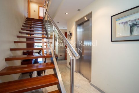 Сasa de 7 dormitorios en venta en Blanes, Gerona, Cataluña, Spain № 6736 - foto 19