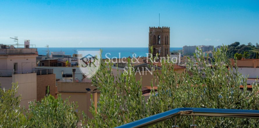 Сasa de 7 dormitorios en venta en Blanes, Gerona, Cataluña, Spain № 6736