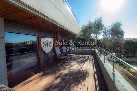 Сasa de 7 dormitorios en venta en Blanes, Gerona, Cataluña, Spain № 6736 - foto 9