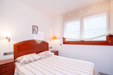 Сasa de 7 dormitorios en venta en Blanes, Gerona, Cataluña, Spain № 6736 - foto 17