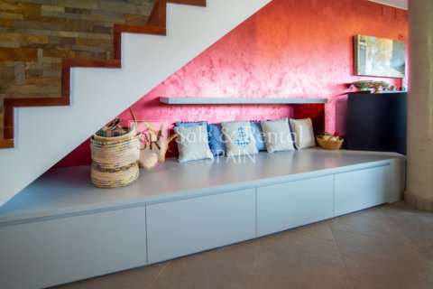 Сasa de 5 dormitorios en venta en Tossa de Mar, Gerona, Cataluña, Spain № 6735 - foto 13