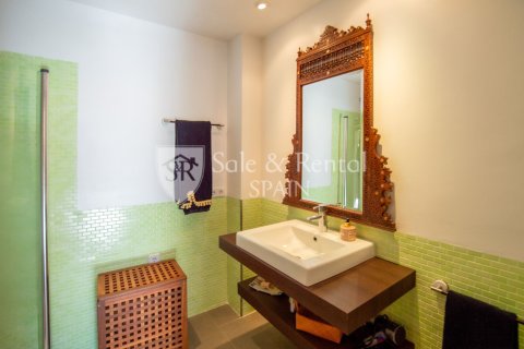Сasa de 5 dormitorios en venta en Tossa de Mar, Gerona, Cataluña, Spain № 6735 - foto 29