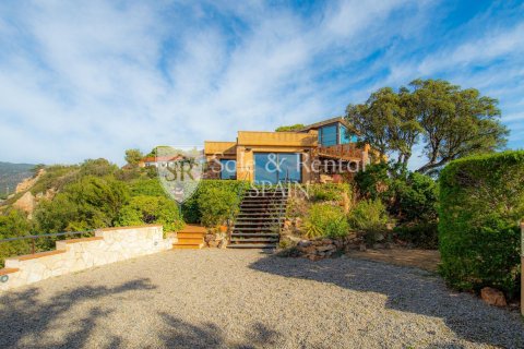 Сasa de 5 dormitorios en venta en Tossa de Mar, Gerona, Cataluña, Spain № 6735 - foto 4