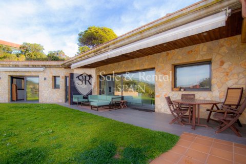 Сasa de 5 dormitorios en venta en Tossa de Mar, Gerona, Cataluña, Spain № 6735 - foto 9