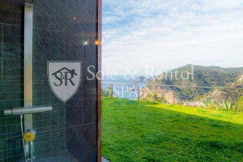 Сasa de 5 dormitorios en venta en Tossa de Mar, Gerona, Cataluña, Spain № 6735 - foto 24