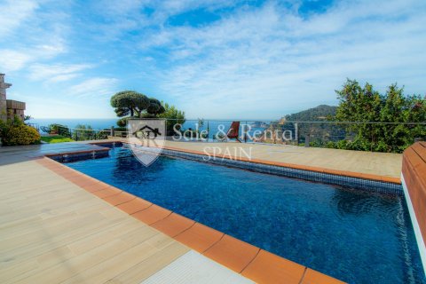 Сasa de 5 dormitorios en venta en Tossa de Mar, Gerona, Cataluña, Spain № 6735 - foto 11