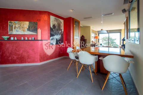 Сasa de 5 dormitorios en venta en Tossa de Mar, Gerona, Cataluña, Spain № 6735 - foto 14