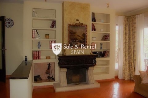 Сasa de 6 dormitorios en venta en Lloret de Mar, Gerona, Cataluña, Spain № 6739 - foto 11